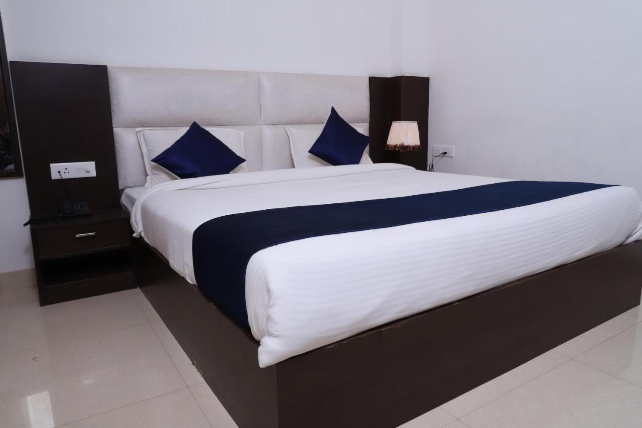 آغْرا Hotel Dream Comfort المظهر الخارجي الصورة