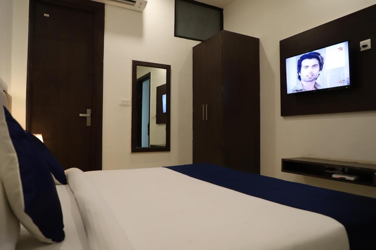 آغْرا Hotel Dream Comfort المظهر الخارجي الصورة