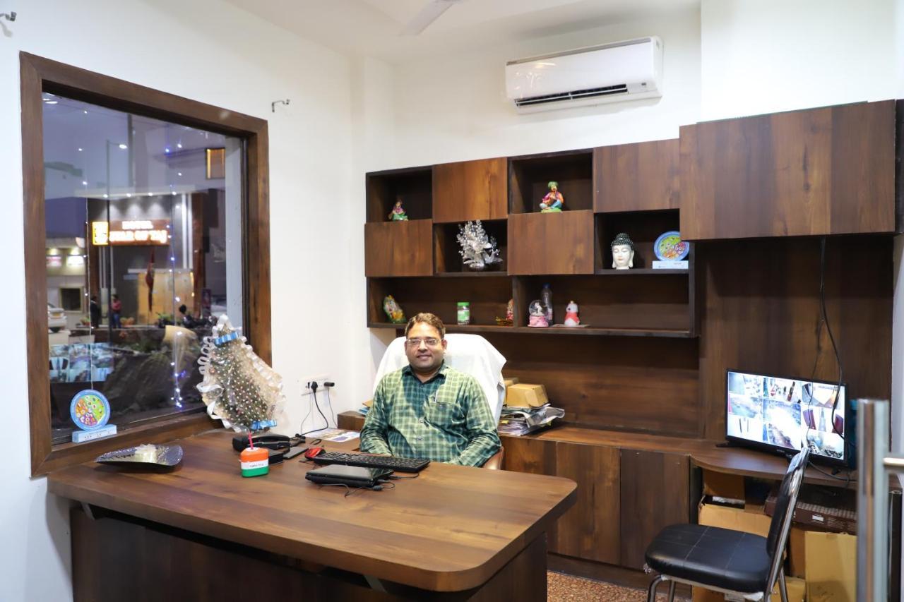 آغْرا Hotel Dream Comfort المظهر الخارجي الصورة